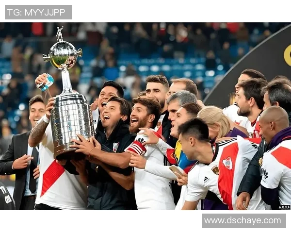 根特与吉迪纳摩的激烈对决揭示了足球战术的魅力与球队实力的较量